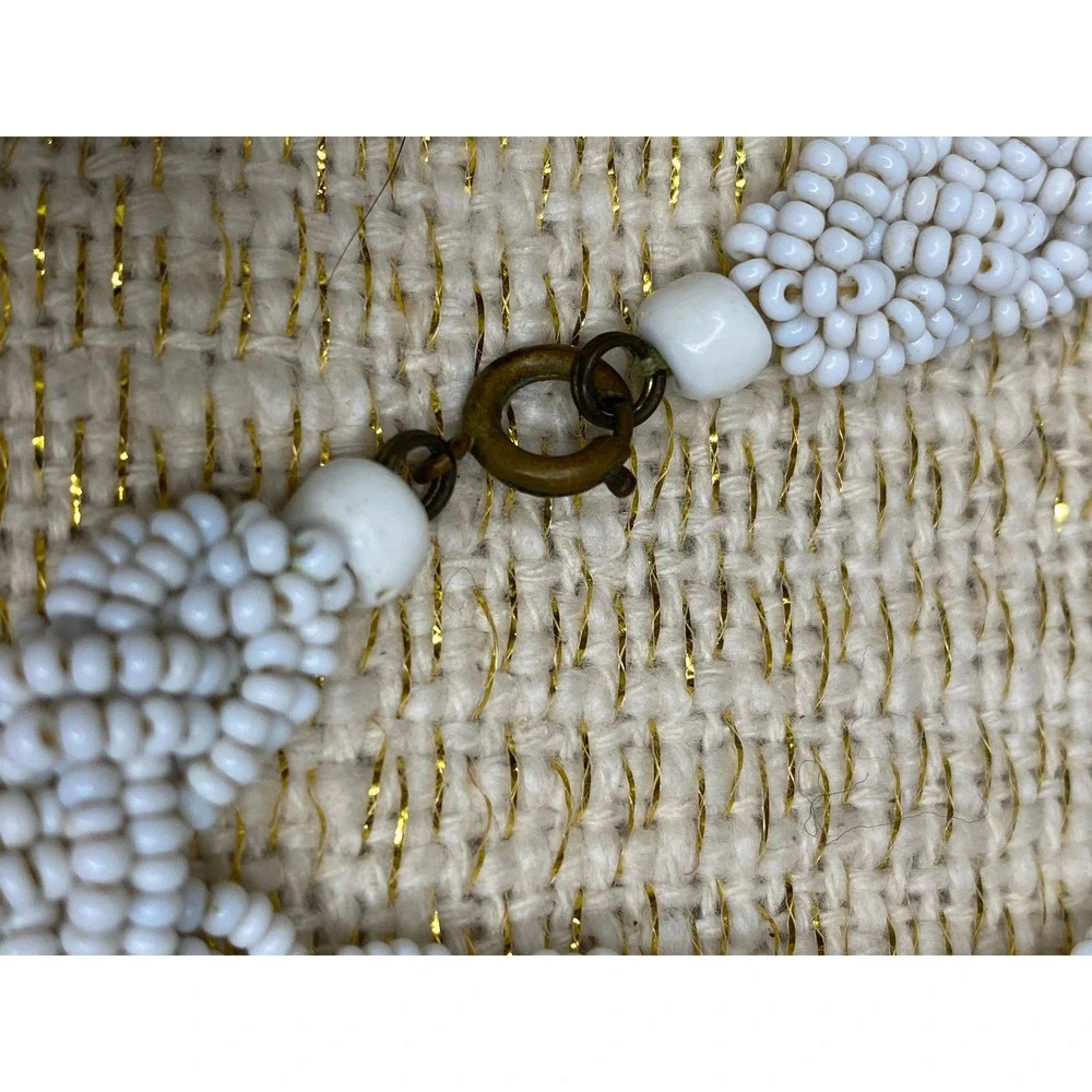 Vintage 1960s White Milk Glass Seed Bead Choker Necklace - Picture 3 of 4